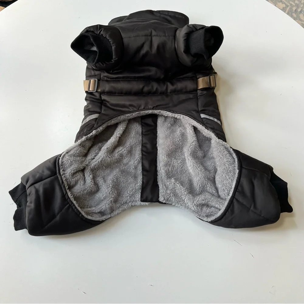 Black Dog Winter Jacket Built-in Harness & grey faux fur lining, Sz XL- like M/L